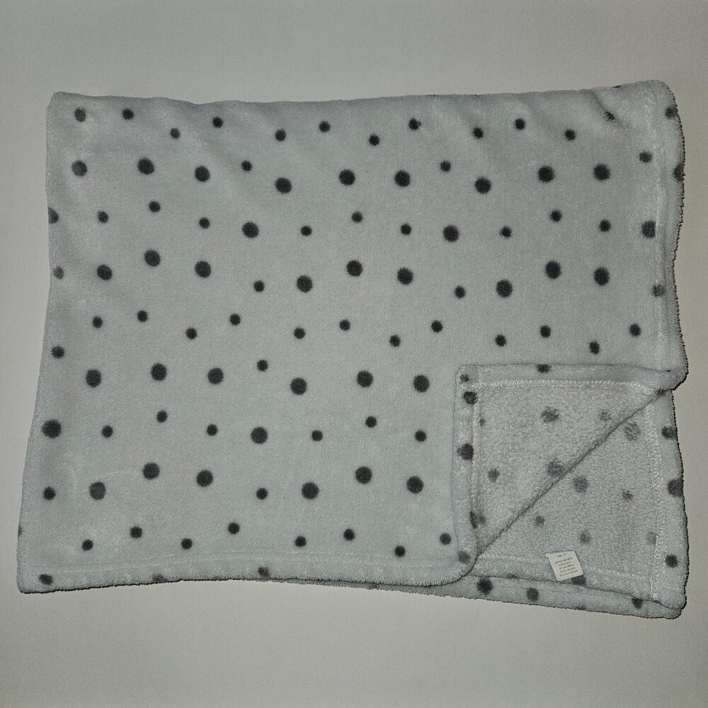 Mud Pie Gray Polka Dot Fleece Baby Blanket 30x36